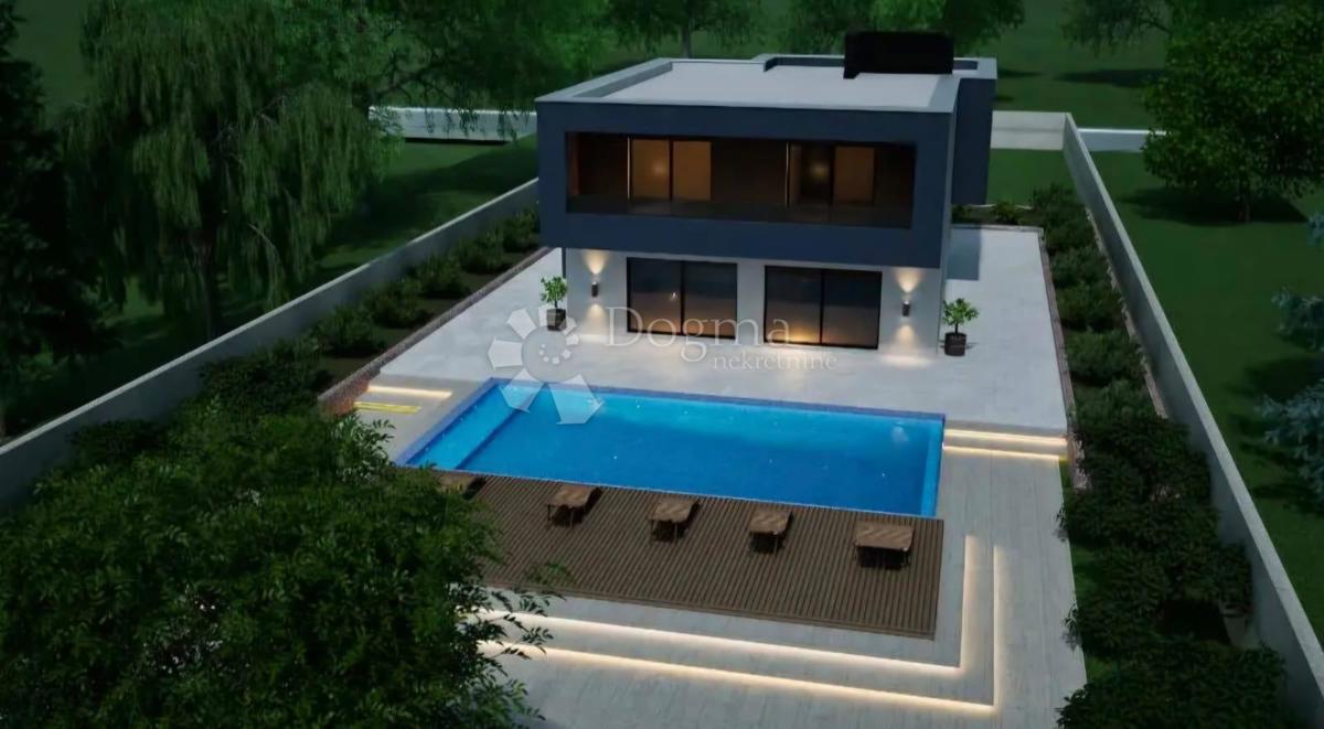 Površina stavbnega zemljišča 541m2