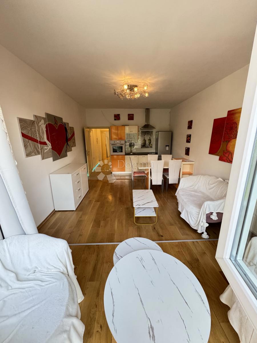 Stanovanje Centar, Gornji Grad - Medveščak, 63,25m2