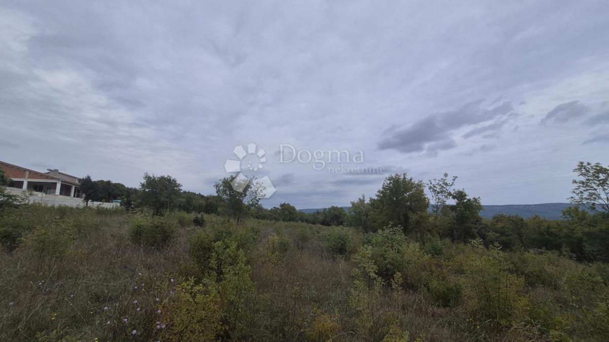 Zazidljivo zemljišče Rakalj, Marčana, 2.878m2