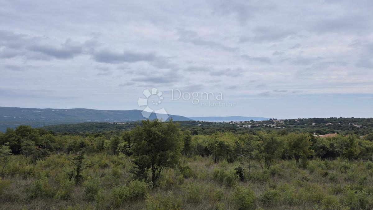 Zazidljivo zemljišče Rakalj, Marčana, 2.878m2