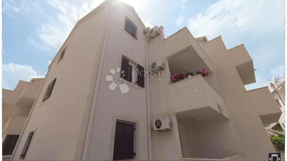 Stanovanje Supetar, 41m2