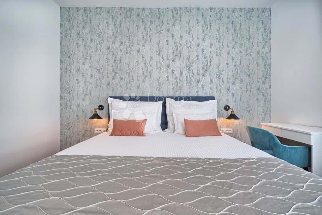 Hiša Strožanac, Podstrana, 293m2