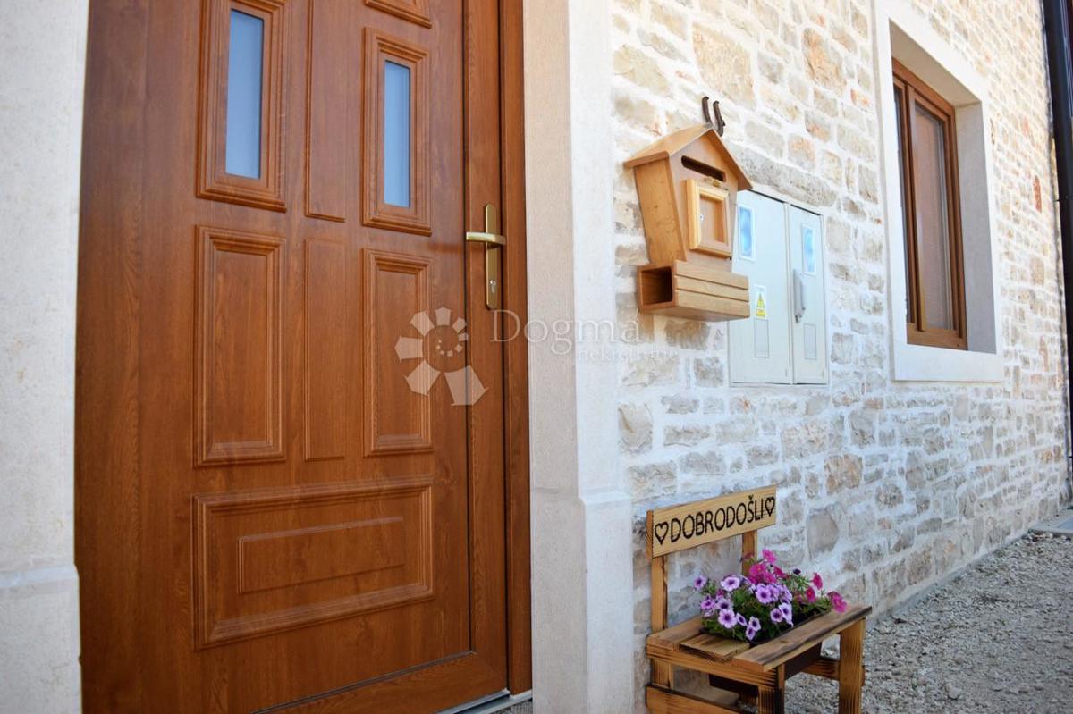 Hiša Peroj, Vodnjan, 80m2