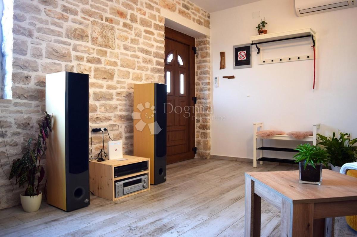 Hiša Peroj, Vodnjan, 80m2