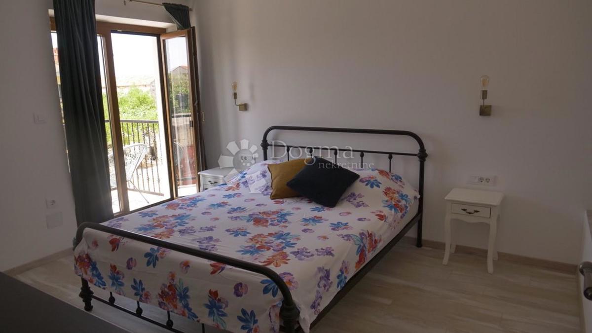 Hiša Peroj, Vodnjan, 80m2