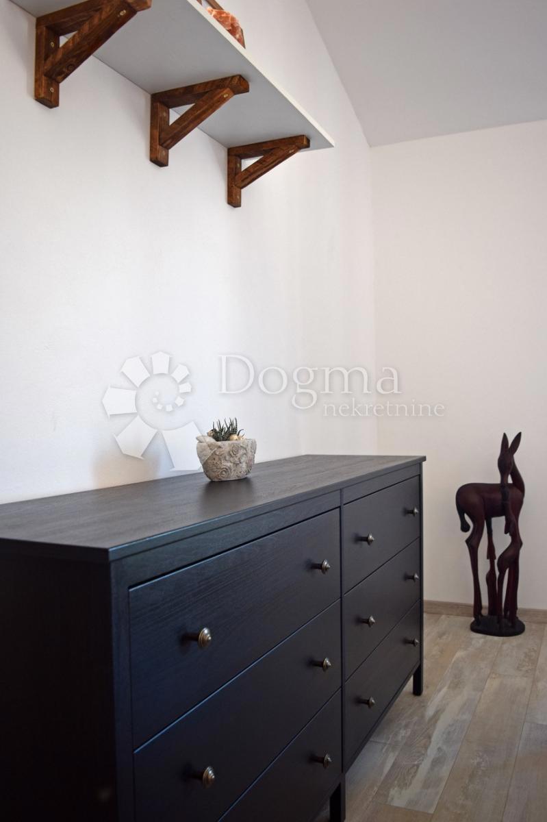 Hiša Peroj, Vodnjan, 80m2