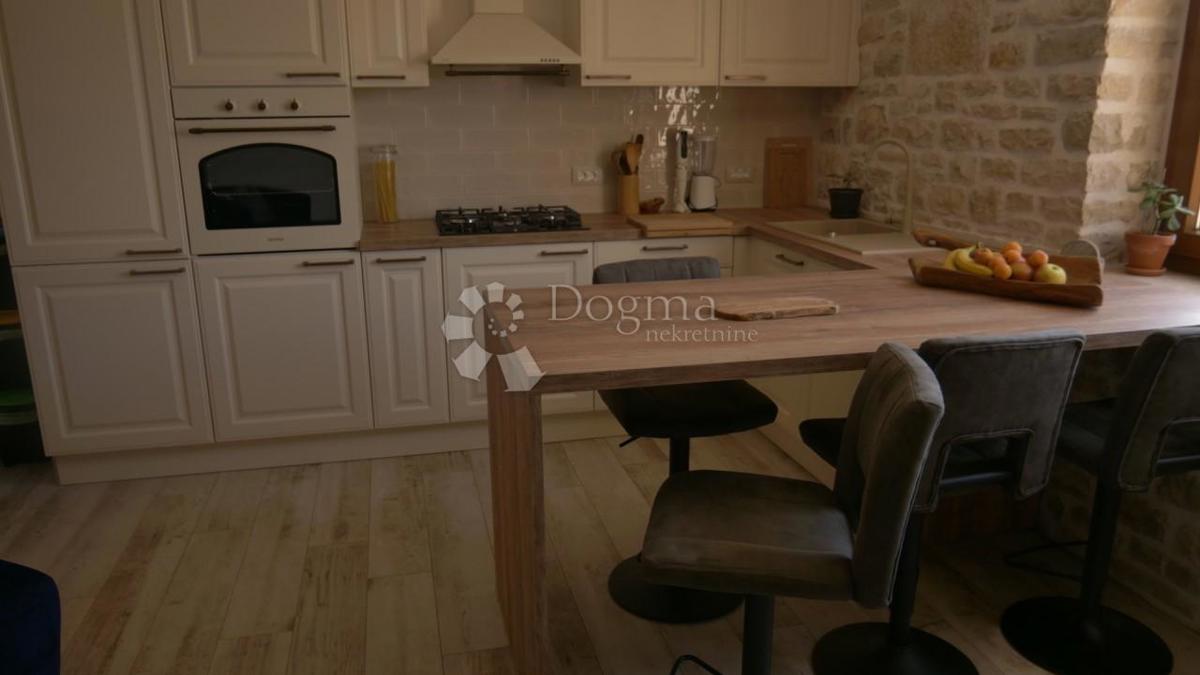 Hiša Peroj, Vodnjan, 80m2