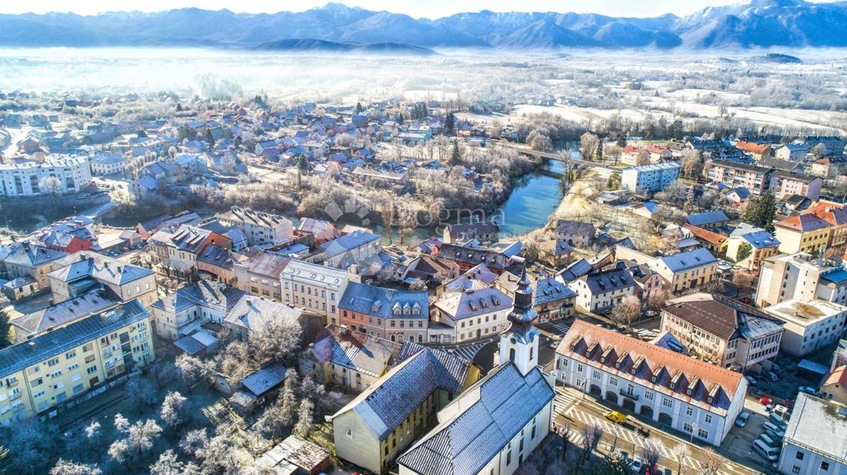 Zazidljivo zemljišče Lipovac, Gospić, 1.380m2