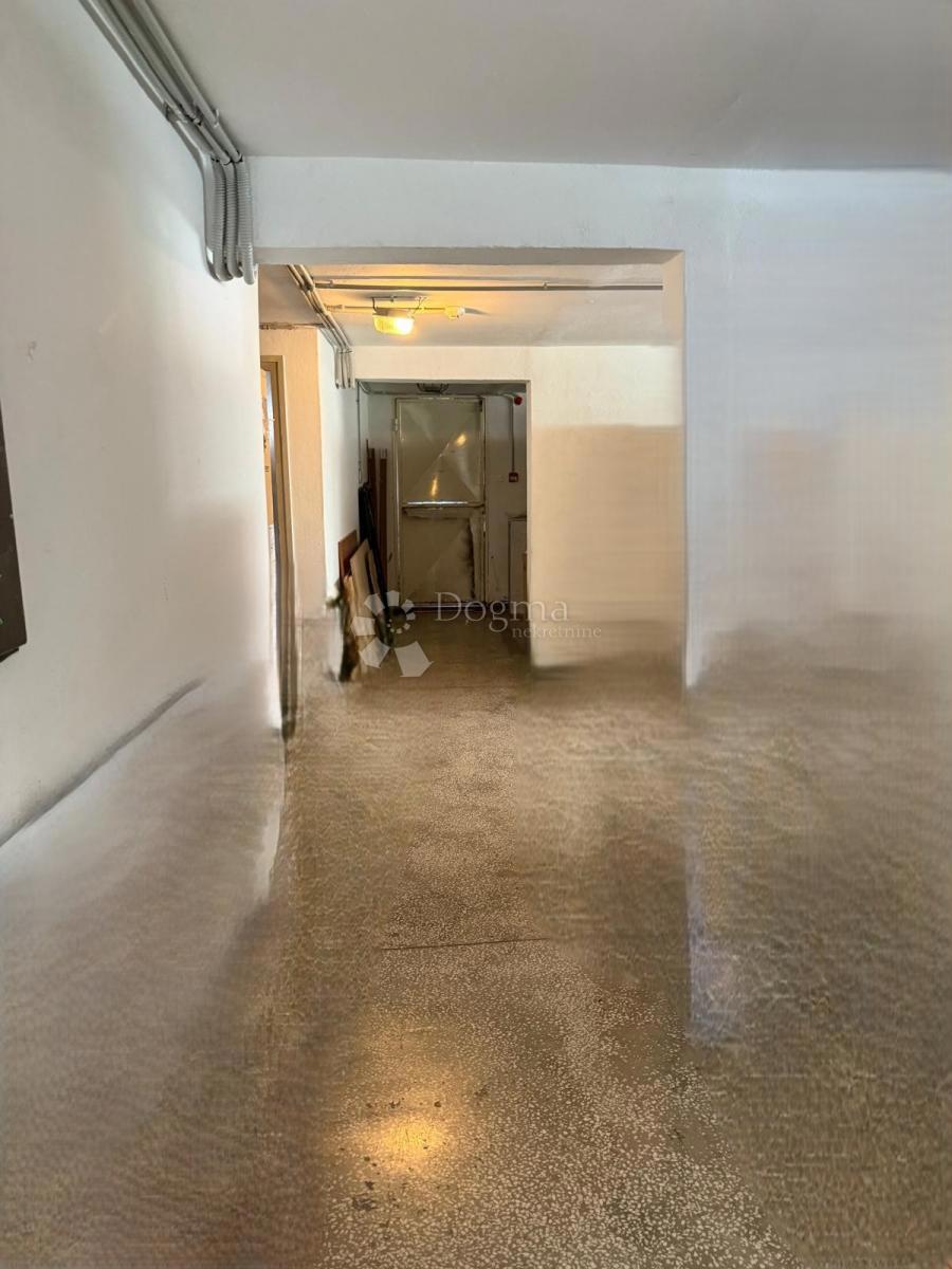 Poslovni prostor Višnjik, Zadar, 324,17m2