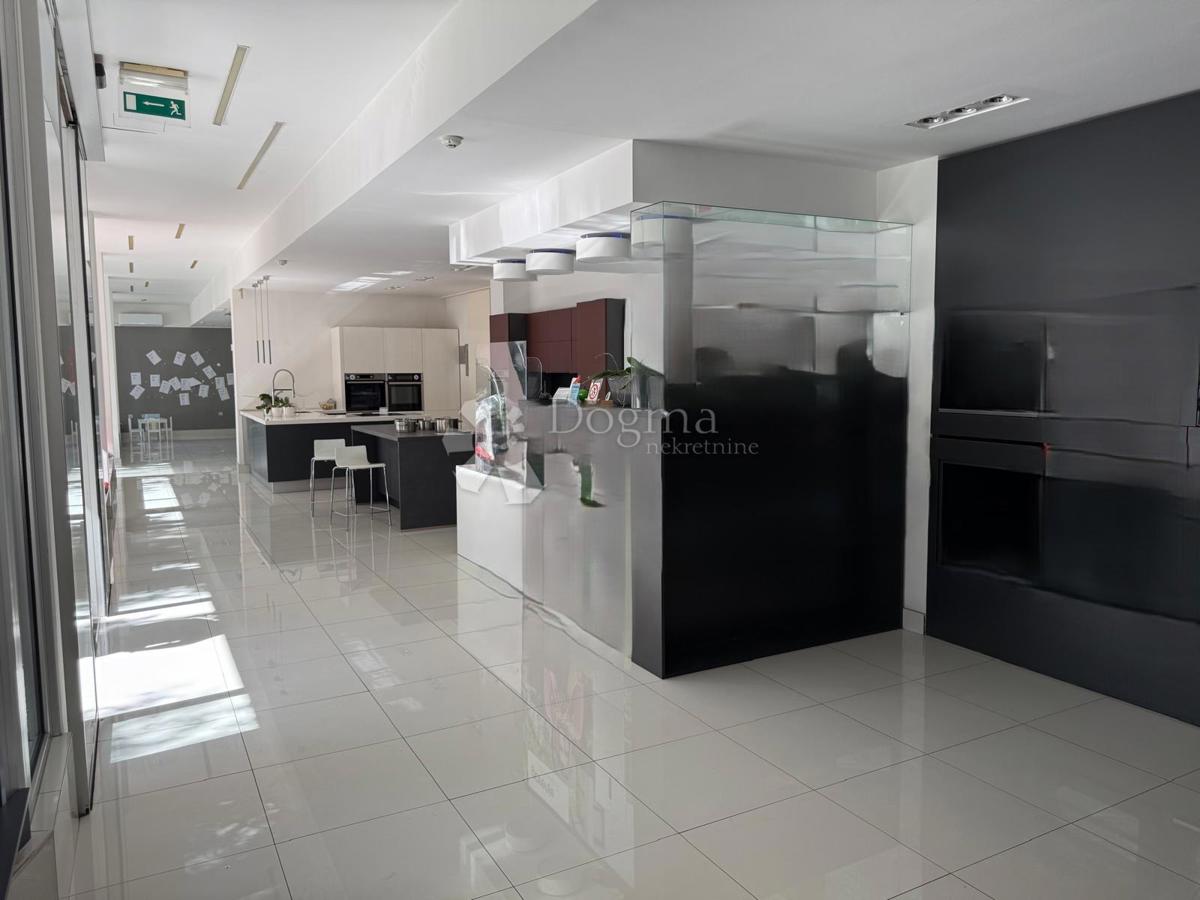 Poslovni prostor Višnjik, Zadar, 324,17m2