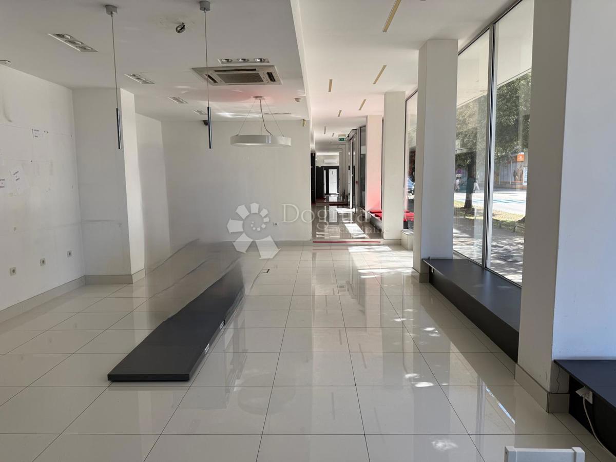 Poslovni prostor Višnjik, Zadar, 324,17m2