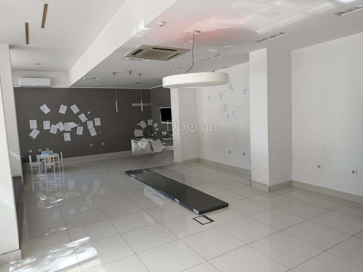 Poslovni prostor Višnjik, Zadar, 324,17m2