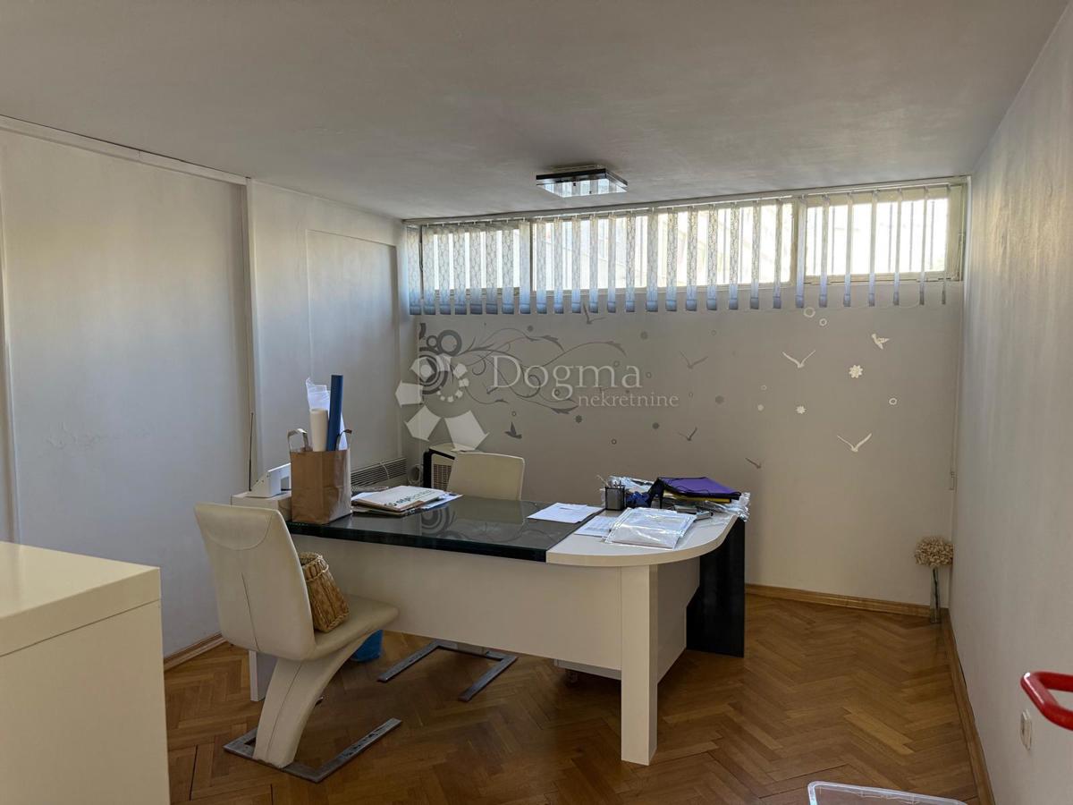 Poslovni prostor Višnjik, Zadar, 324,17m2