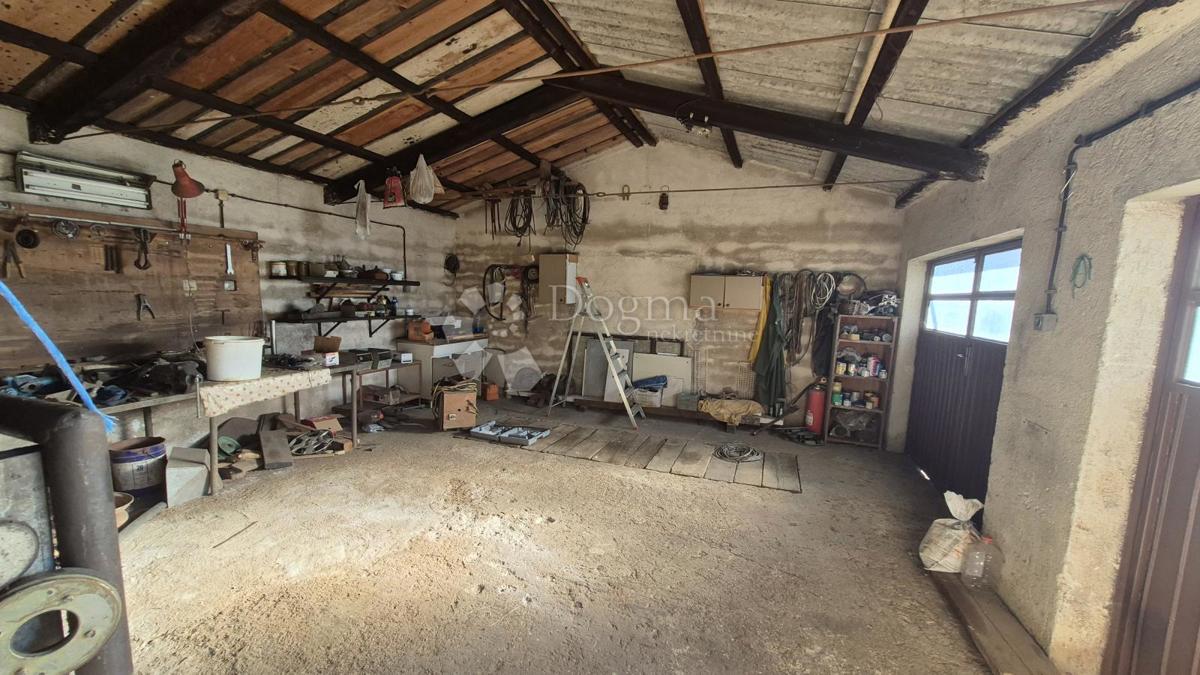 Družinsko posestvo v bližini Žminja