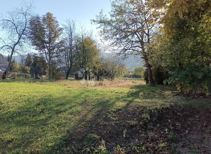 Zazidljivo zemljišče Ogulin, 1.228m2