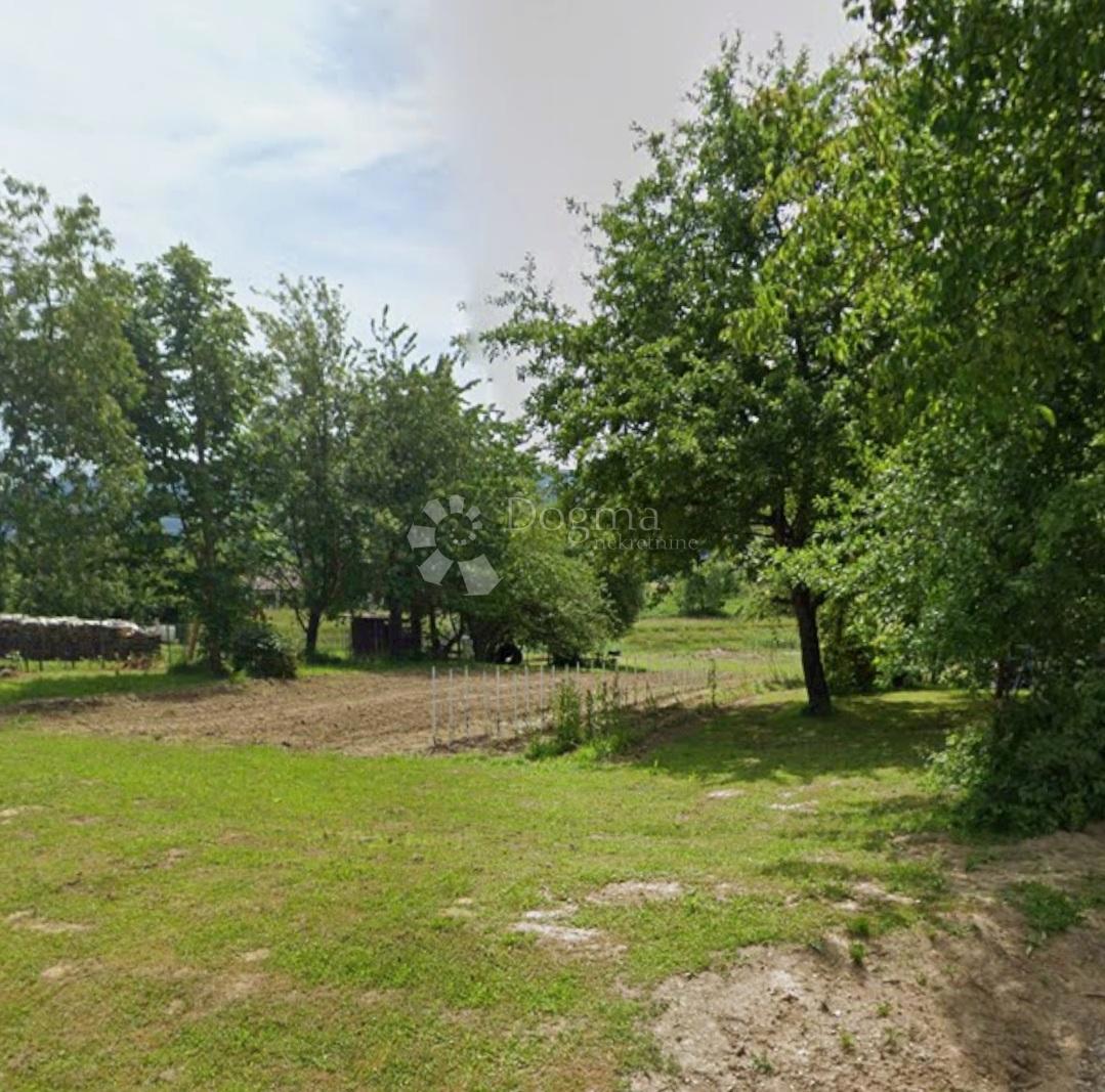 Zazidljivo zemljišče Ogulin, 1.228m2