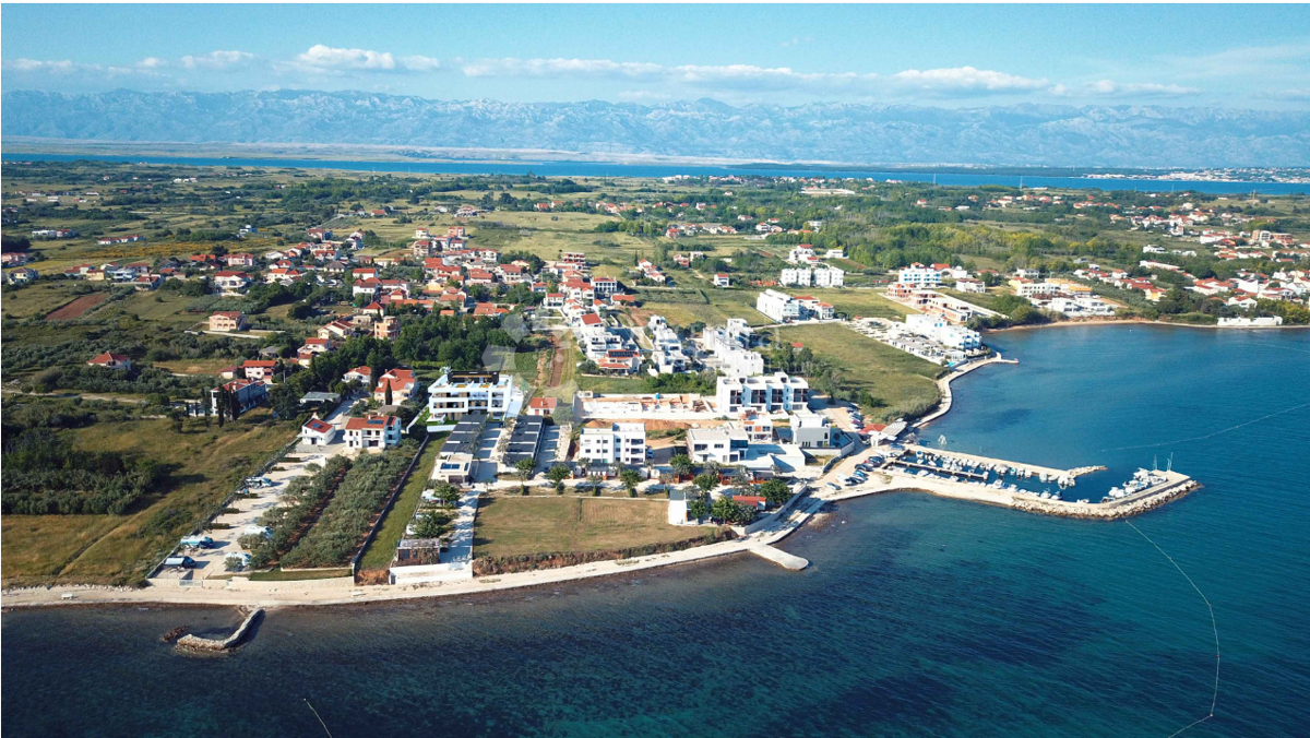 Novogradnja Privlaka - pritličje, 120 m od morja