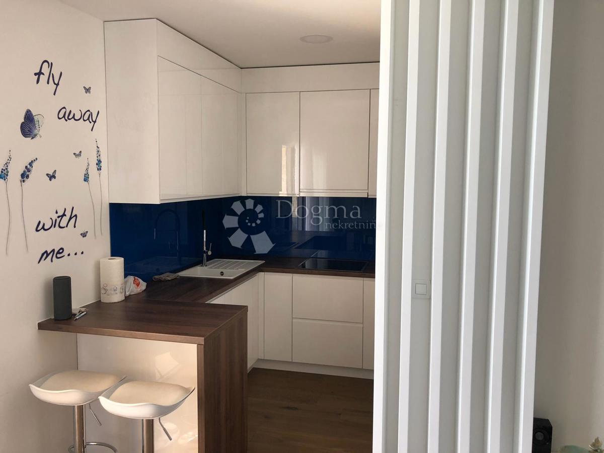 Stanovanje Betina, Tisno, 90,95m2