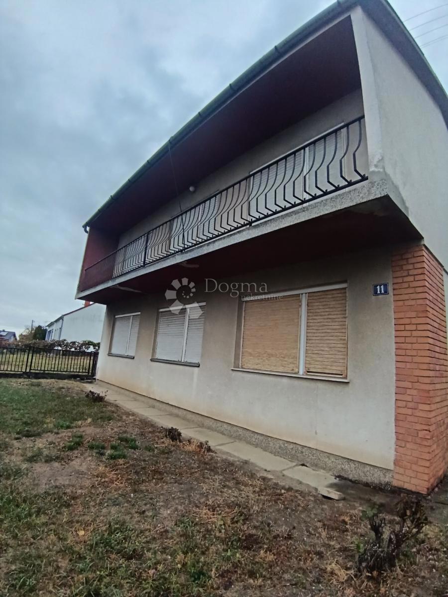 Hiša Beli Manastir, 191,47m2