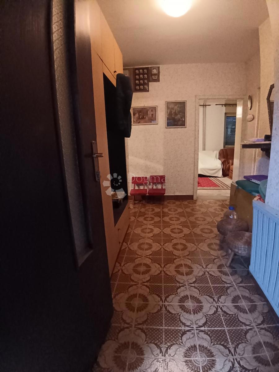 Hiša Beli Manastir, 191,47m2