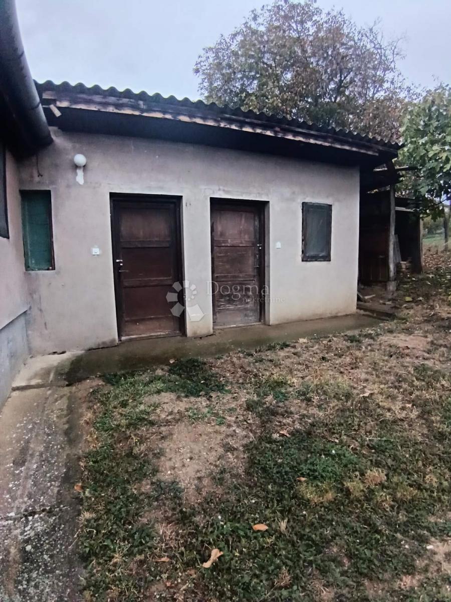 Hiša Beli Manastir, 191,47m2