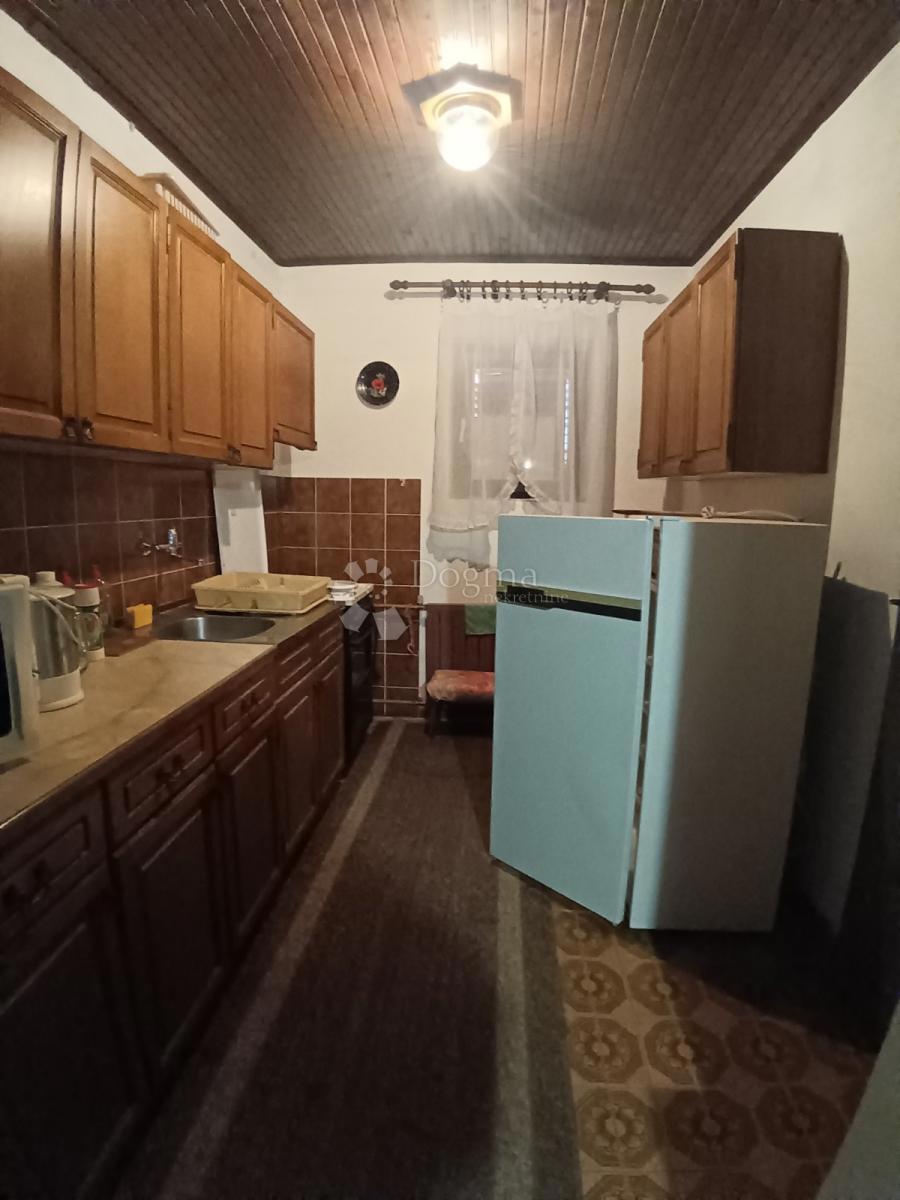 Hiša Beli Manastir, 191,47m2