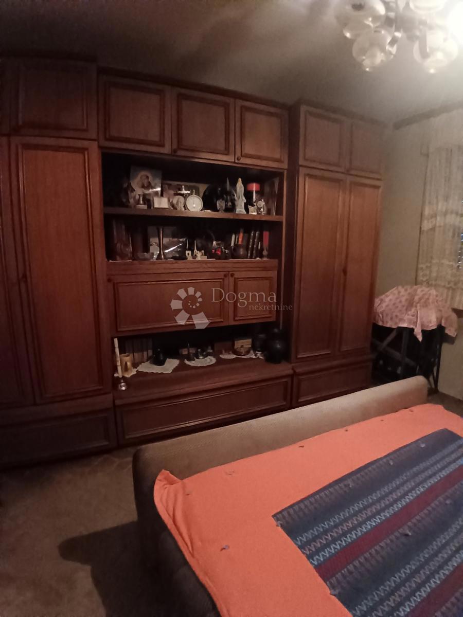 Hiša Beli Manastir, 191,47m2