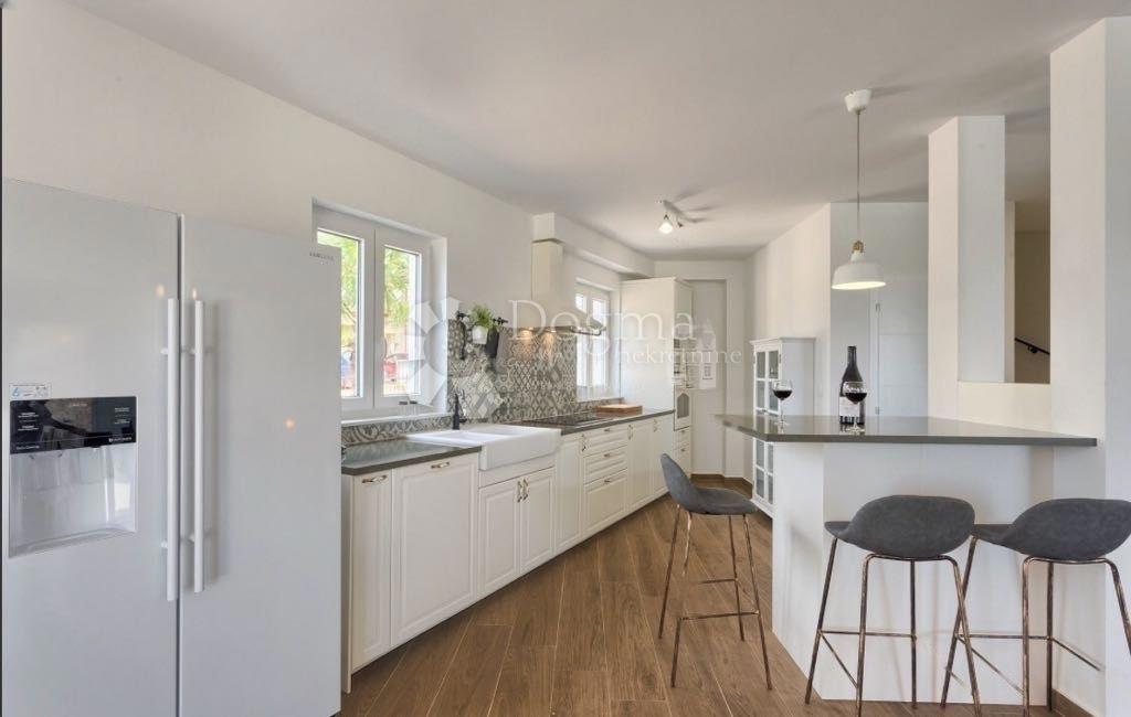 Hiša Frata, Poreč, 292m2