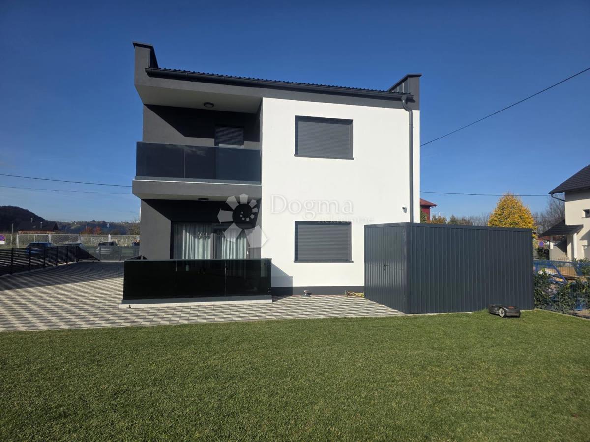 Hiša Babinec, Cestica, 150m2