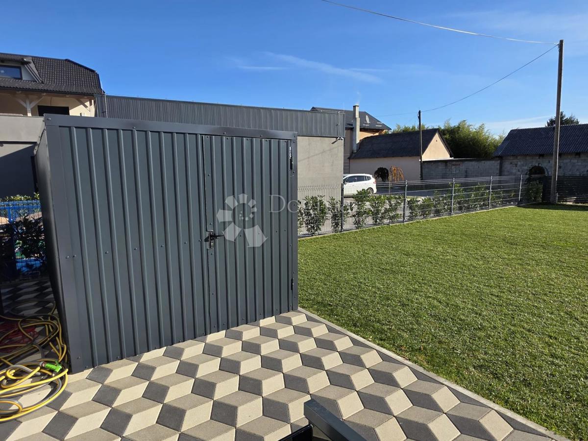 Hiša Babinec, Cestica, 150m2