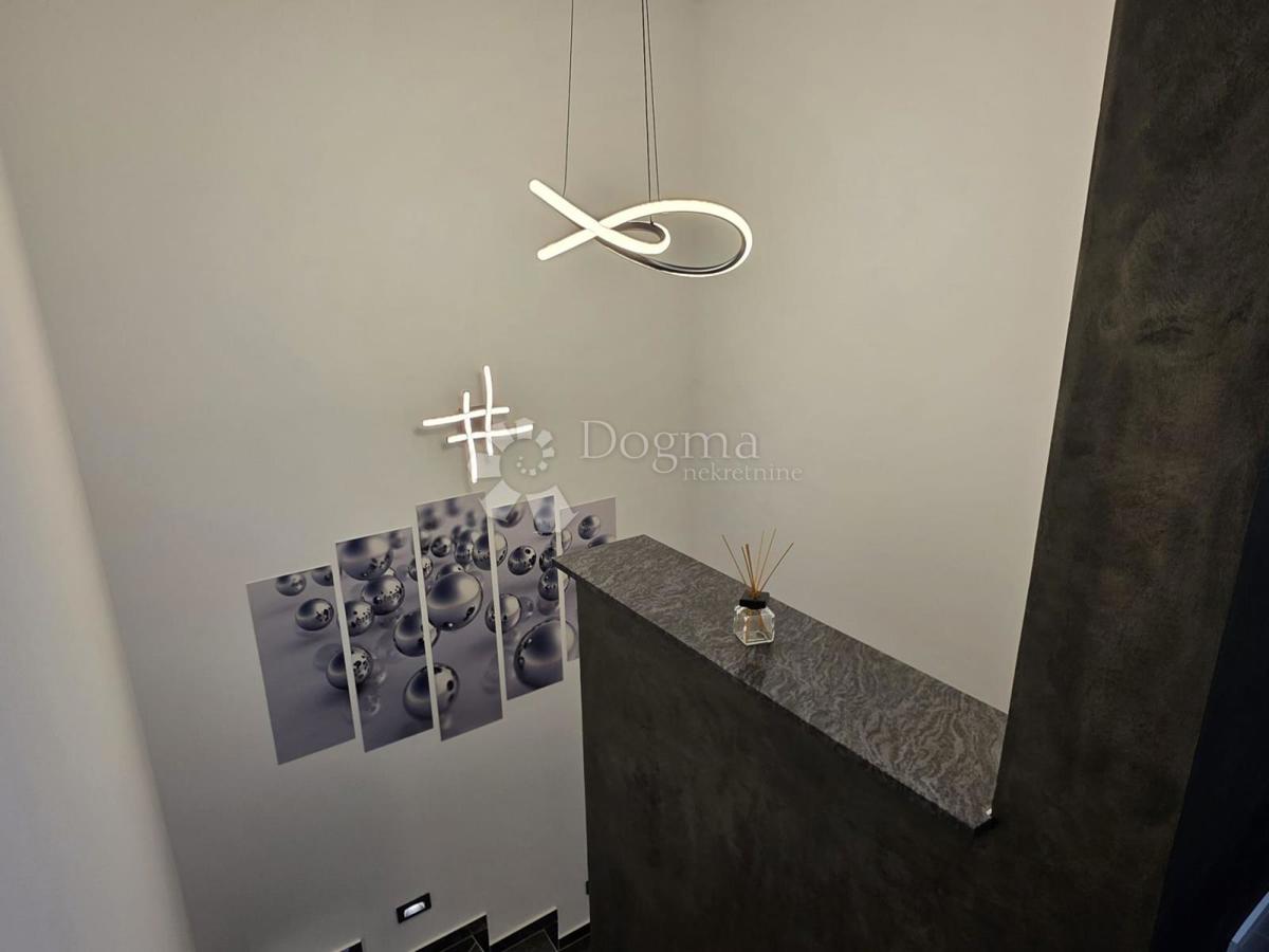 Hiša Babinec, Cestica, 150m2