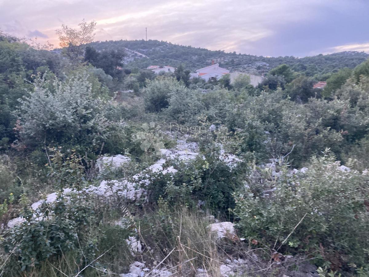 Zazidljivo zemljišče Ražanj, Rogoznica, 595m2