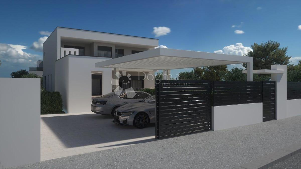 ŠIBENIK/TROMILJA - MODERNA VILA Z BAZENOM