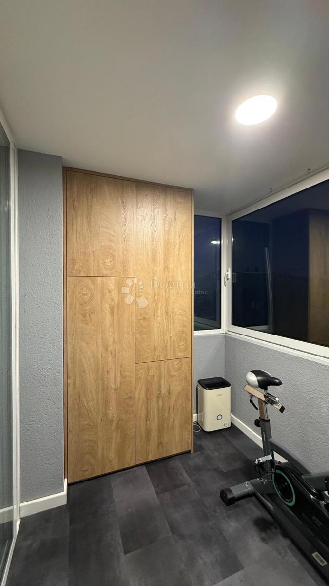 MODERNO RENOVIRANO STANOVANJE 5 MINUT OD MORJA!