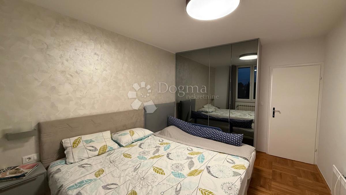 MODERNO RENOVIRANO STANOVANJE 5 MINUT OD MORJA!