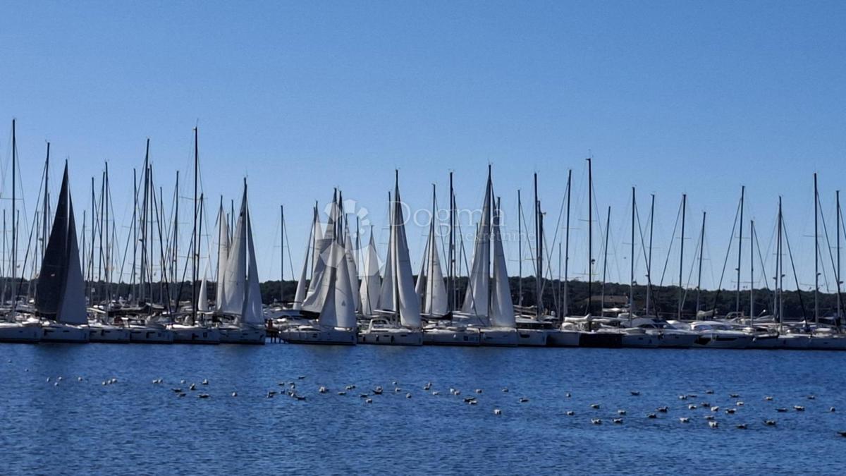 Hiša Kornić, Krk, 150m2