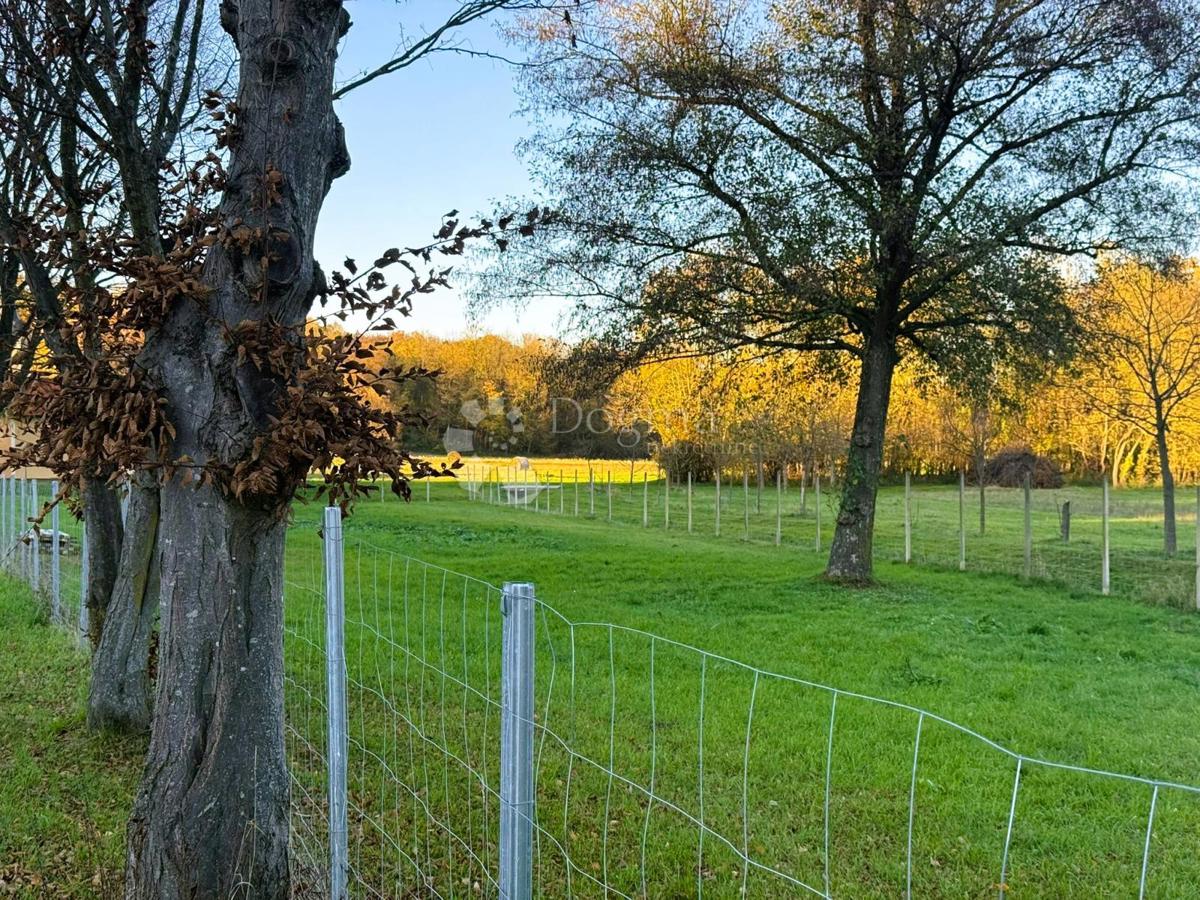 Zazidljivo zemljišče Merhatovec, Selnica, 2.109m2