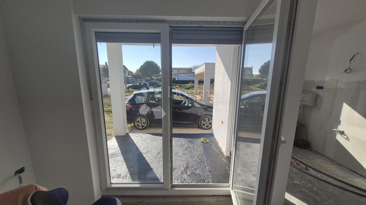 Hiša Monteserpo - Komunal, Pula, 81m2