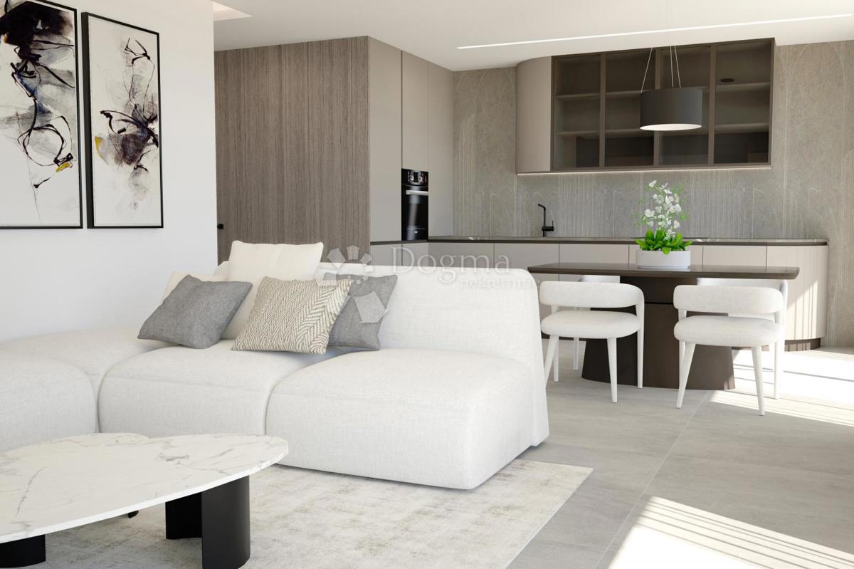 LUKSUZNO STANOVANJE NAJVIŠJIH STANDARDOV - ROVINJ, CENTER