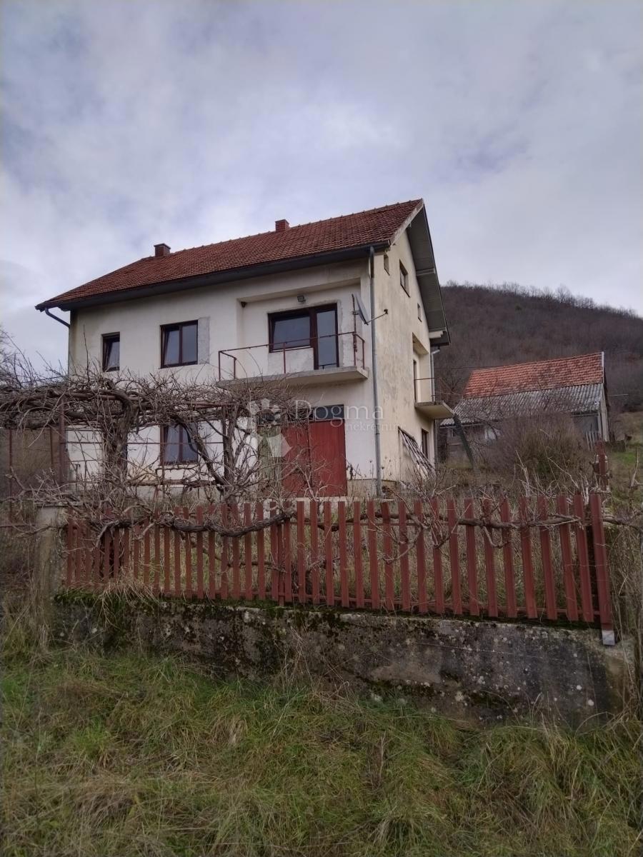 Hiša Grab, Gračac, 150m2