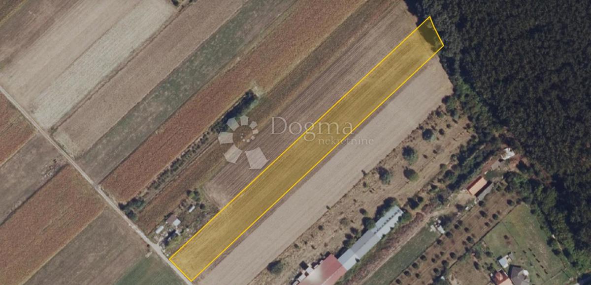 Zazidljivo zemljišče Josipovac, Osijek - Okolica, 9.849m2