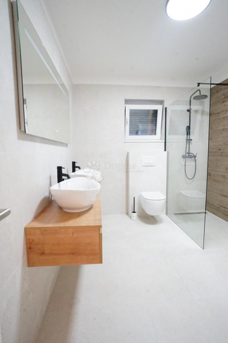 Hiša Donja Jagodnja, Polača, 162m2