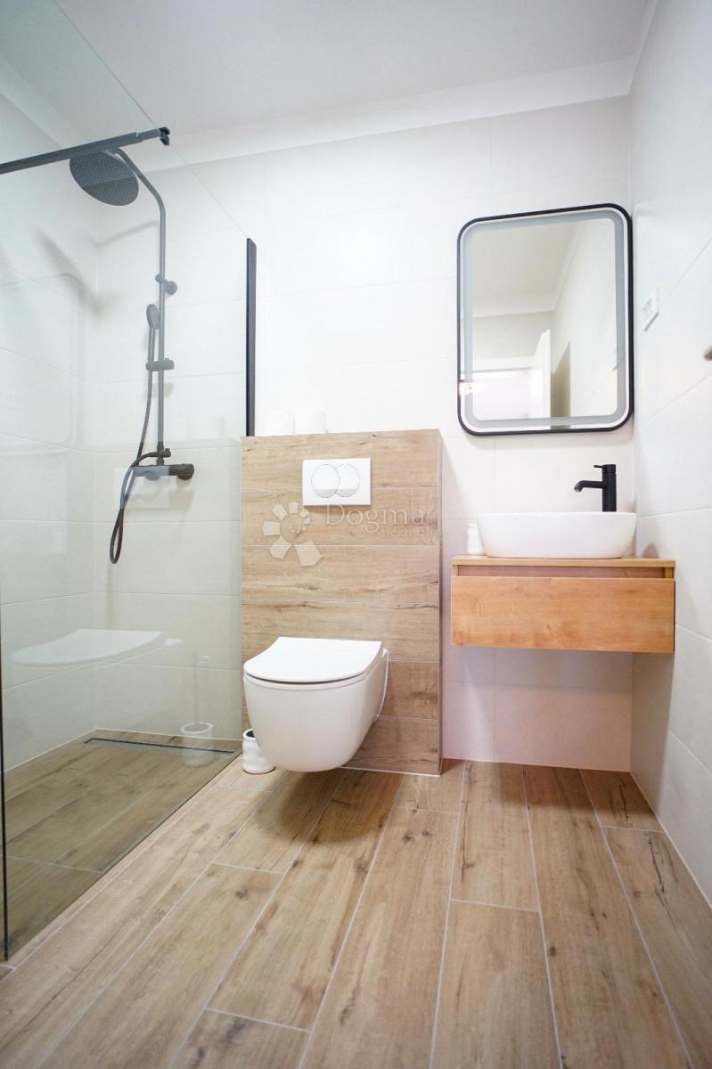 Hiša Donja Jagodnja, Polača, 162m2