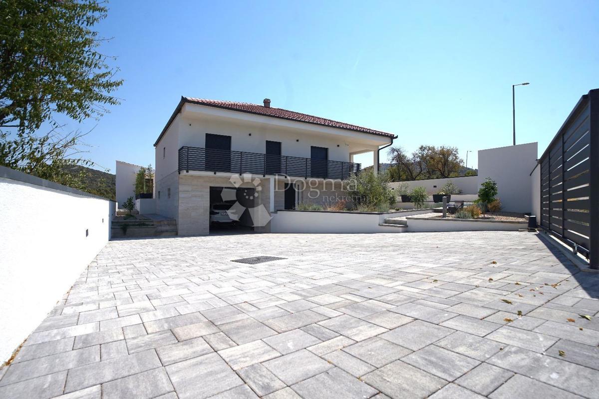 Hiša Donja Jagodnja, Polača, 162m2