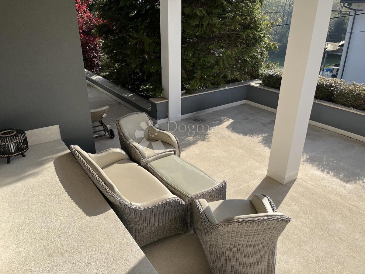 Hiša Markuševec, Podsljeme, 303,51m2