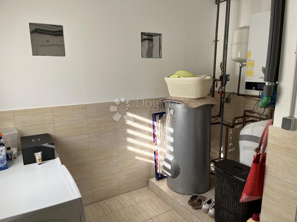 Hiša Markuševec, Podsljeme, 303,51m2