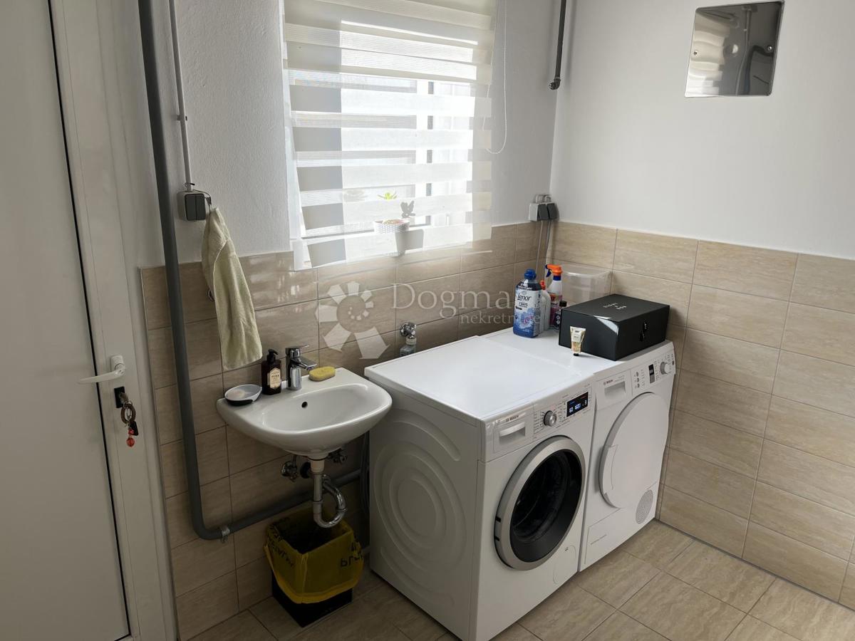 Hiša Markuševec, Podsljeme, 303,51m2