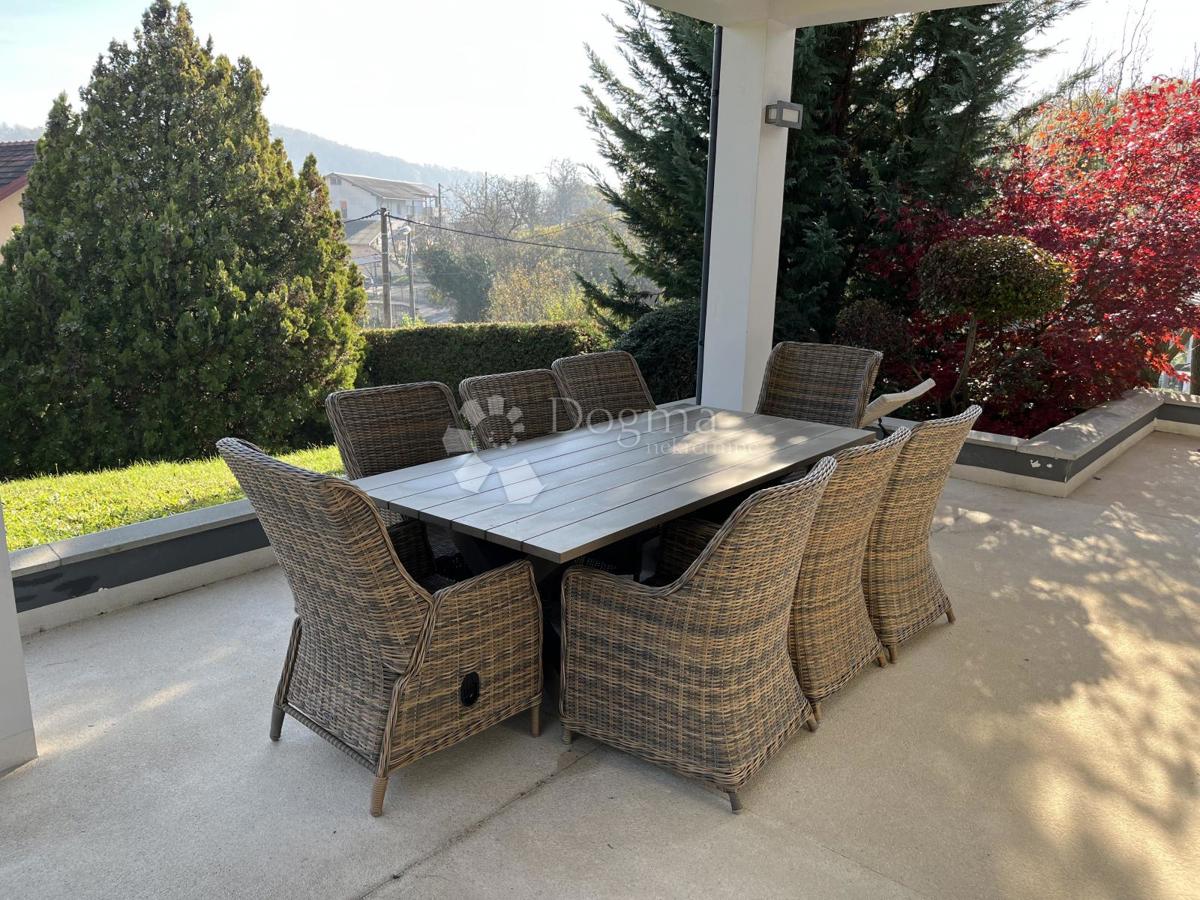 Hiša Markuševec, Podsljeme, 303,51m2