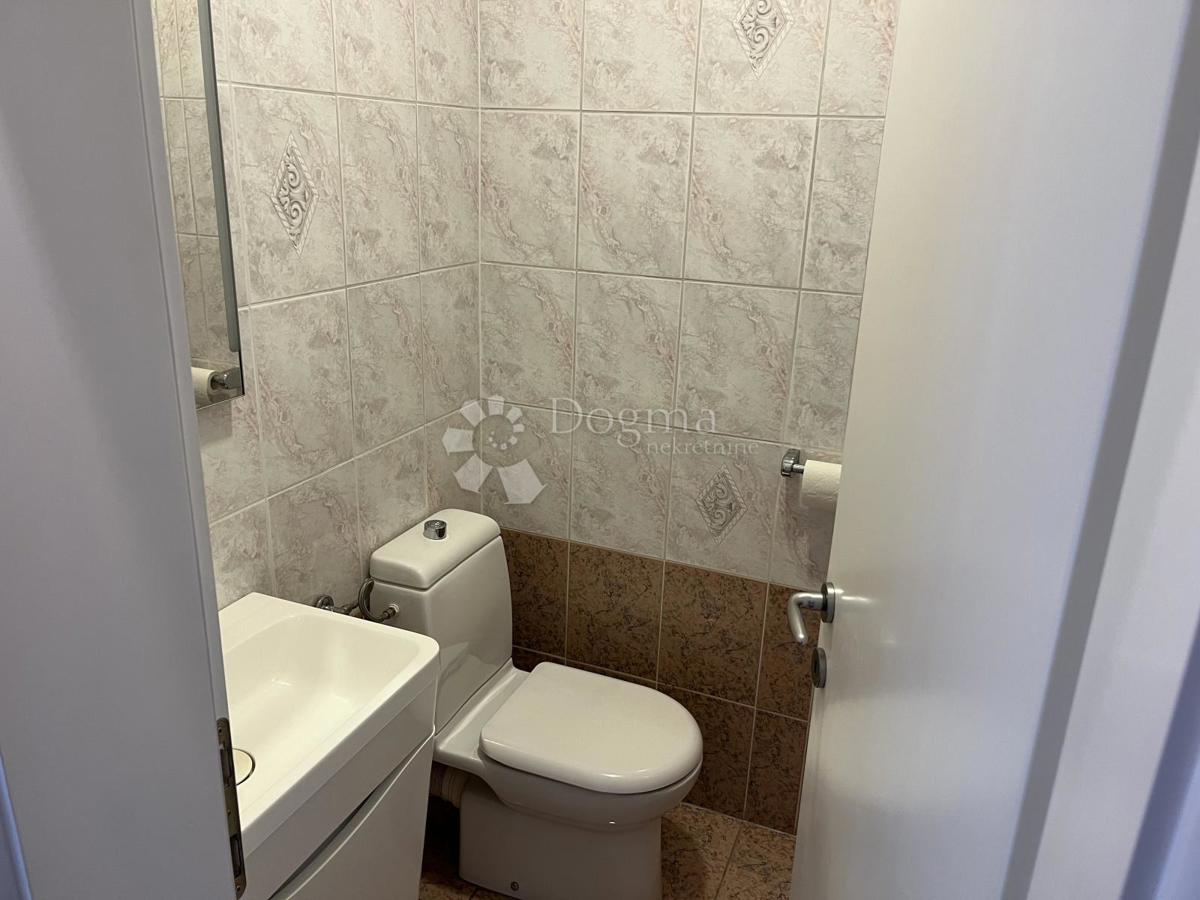 Hiša Markuševec, Podsljeme, 303,51m2