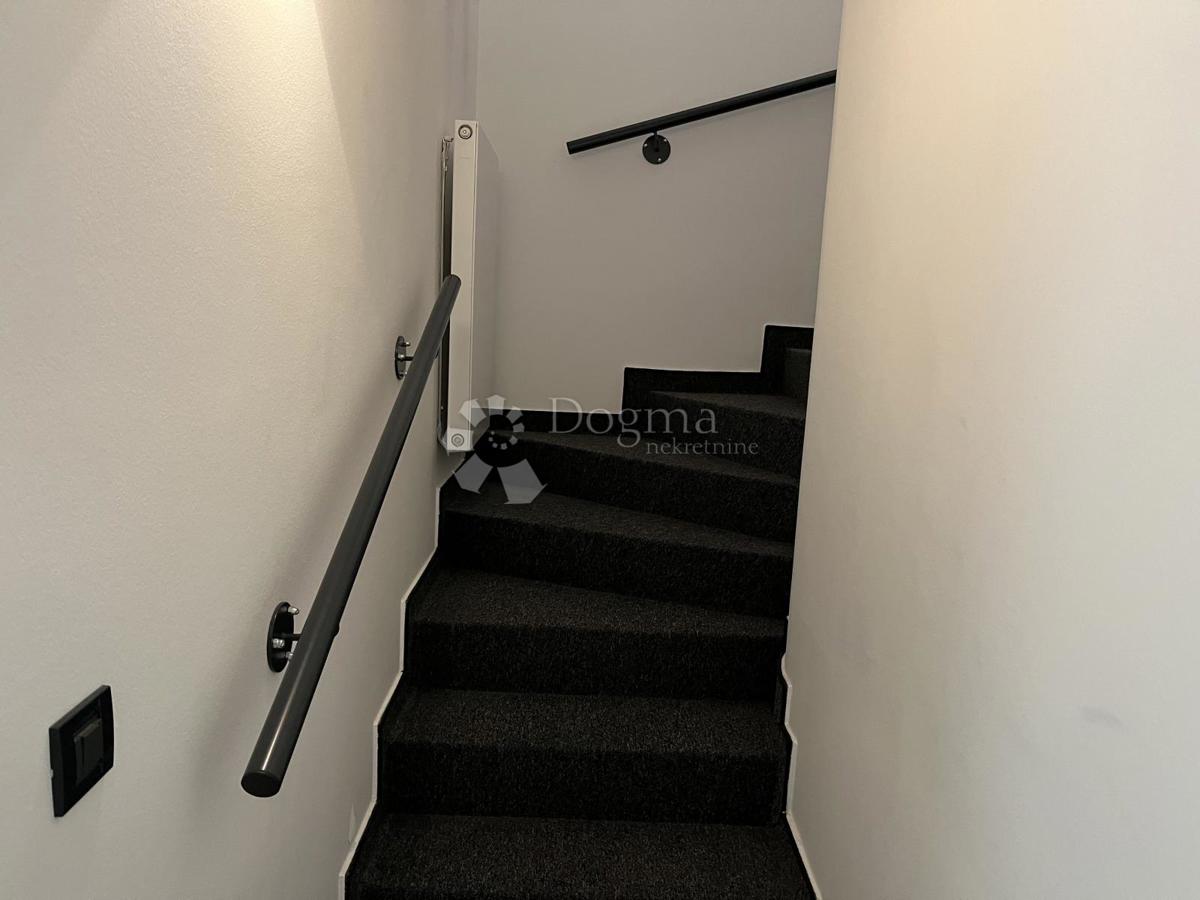 Hiša Markuševec, Podsljeme, 303,51m2